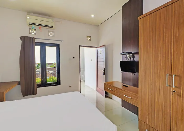 Oyo 92315 Prostay Balinearbali Festival Park, Padang Galak