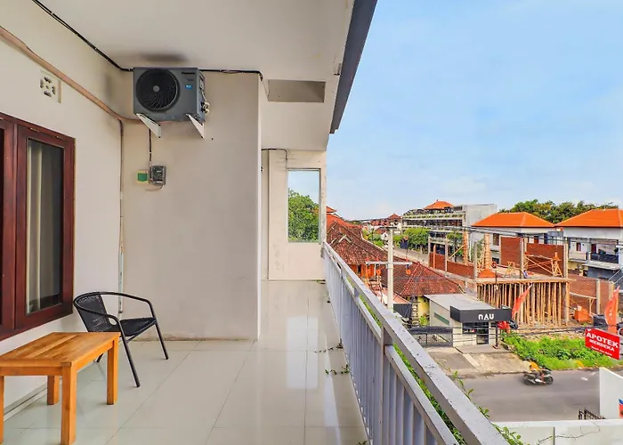 Oyo 92315 Prostay Balinearbali Festival Park, Padang Galak ホテル 2*